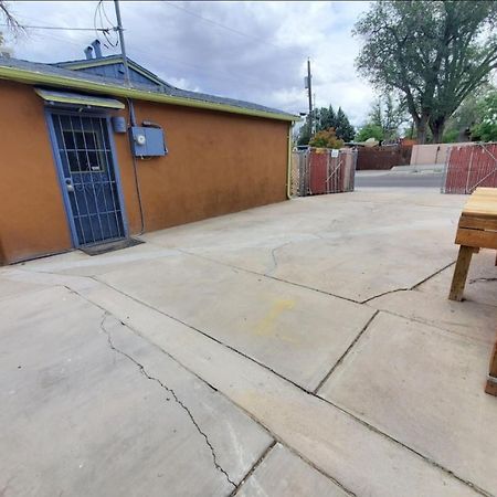 Villa Pet Friendly Modern Casita In Heart Of Nob Hill Albuquerque Exterior foto